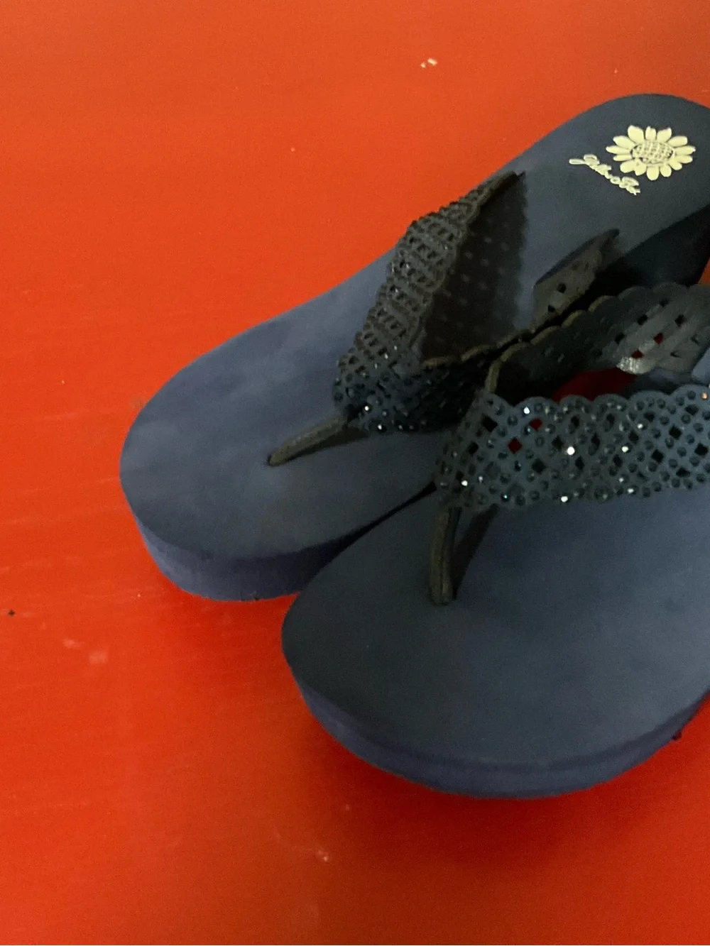 New yellow box size 10m ladies sandals - Picture 2 of 8